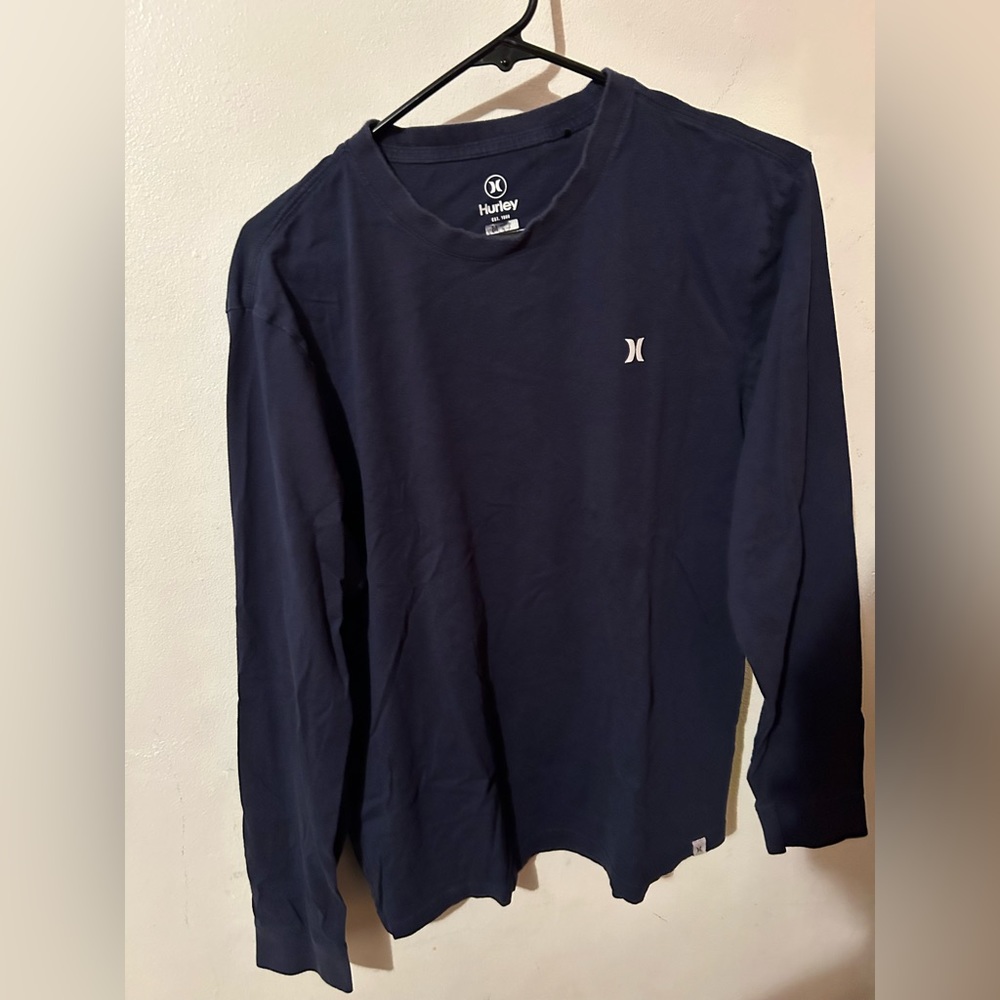 Hurley Navy Long-sleeve Size Medium